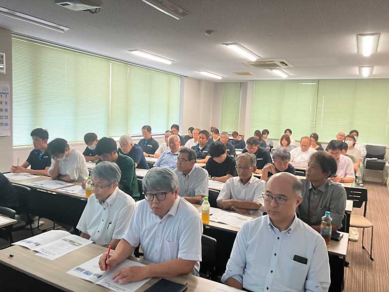 「災害・多文化共生について考える」講習のようす