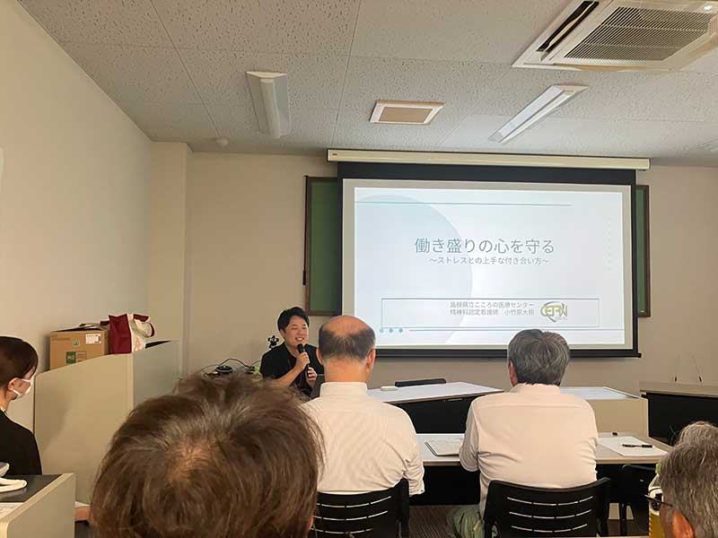 「働き盛りの健康づくり出前講座」講習のようす